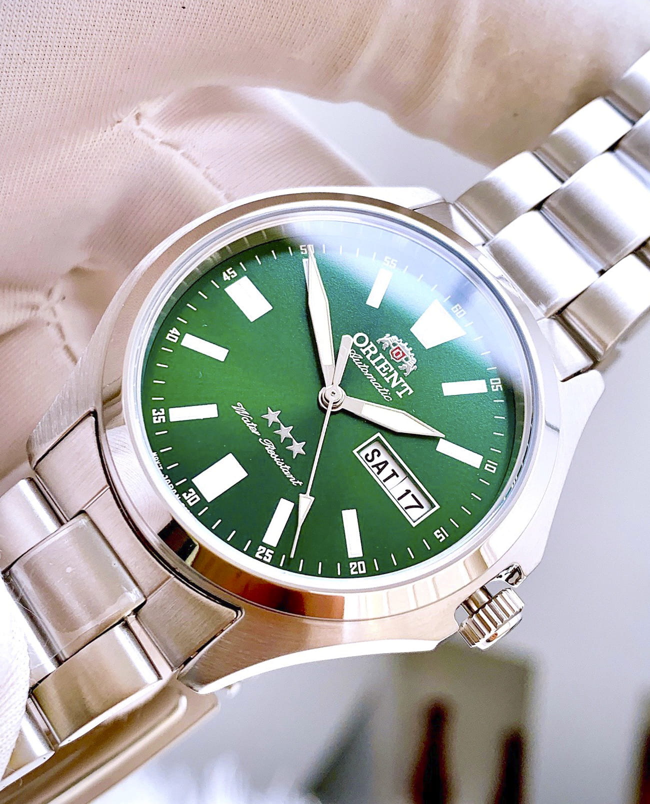 Orient Orient 3 Stars RA-AB0F08E (RN-AB0F08E) , наручные мужские часы фото под углом