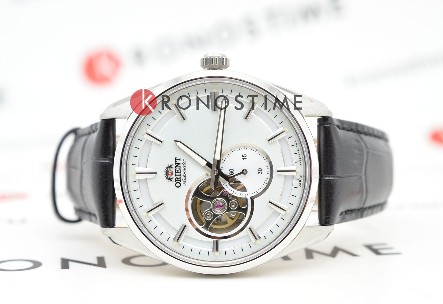 Orient Orient Contemporary RA-AR0003S (RN-AR0003S) , наручные мужские часы фото под углом